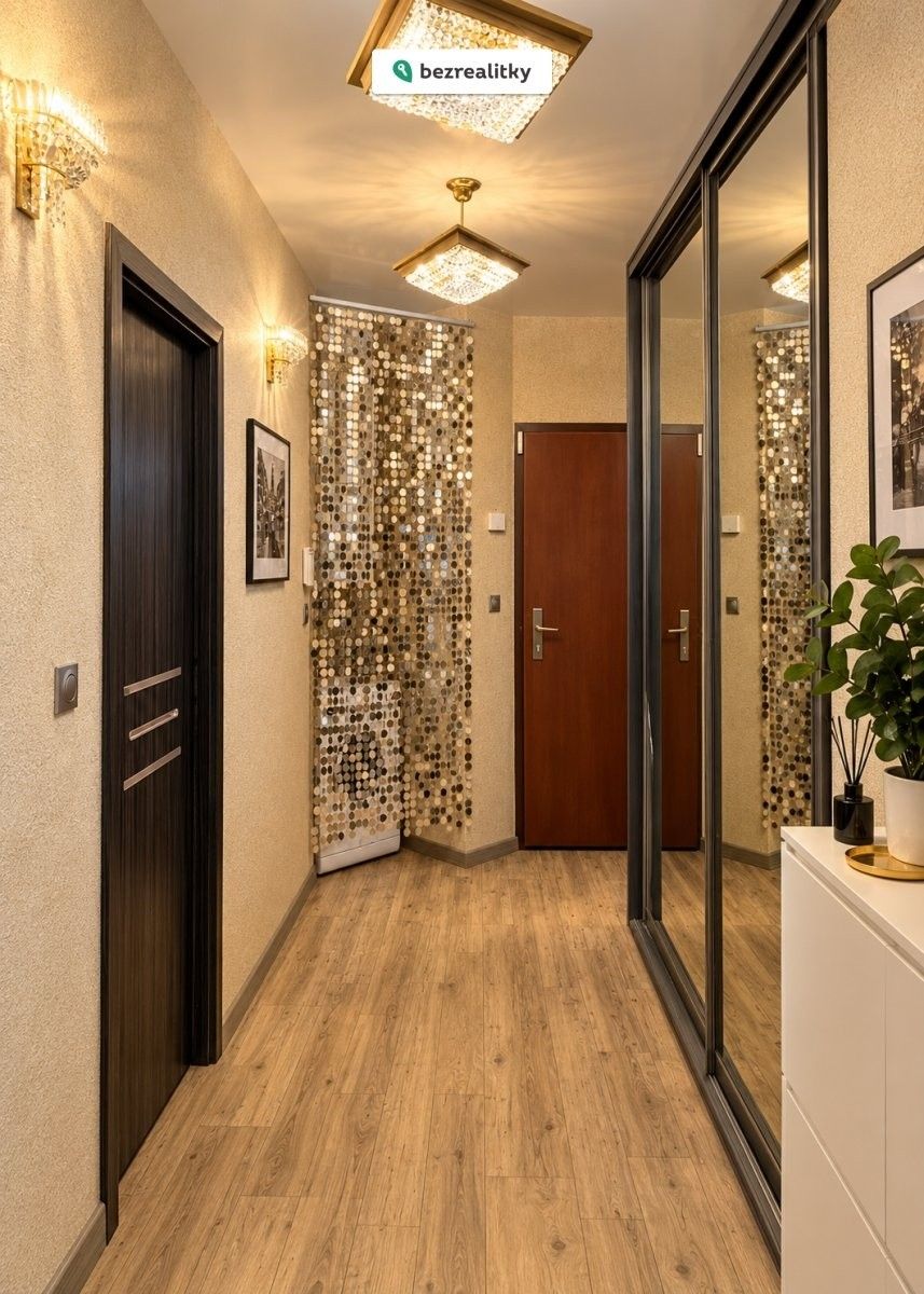 Prodej byt 2+kk - Dlouhá 715, Praha Staré Město, 49 m² - 5