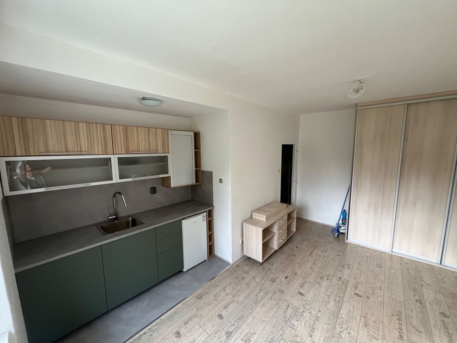 Byt 1+kk · 24 m² · Hlavní třída, Ostrava - Poruba, Moravskoslezský kraj - 3