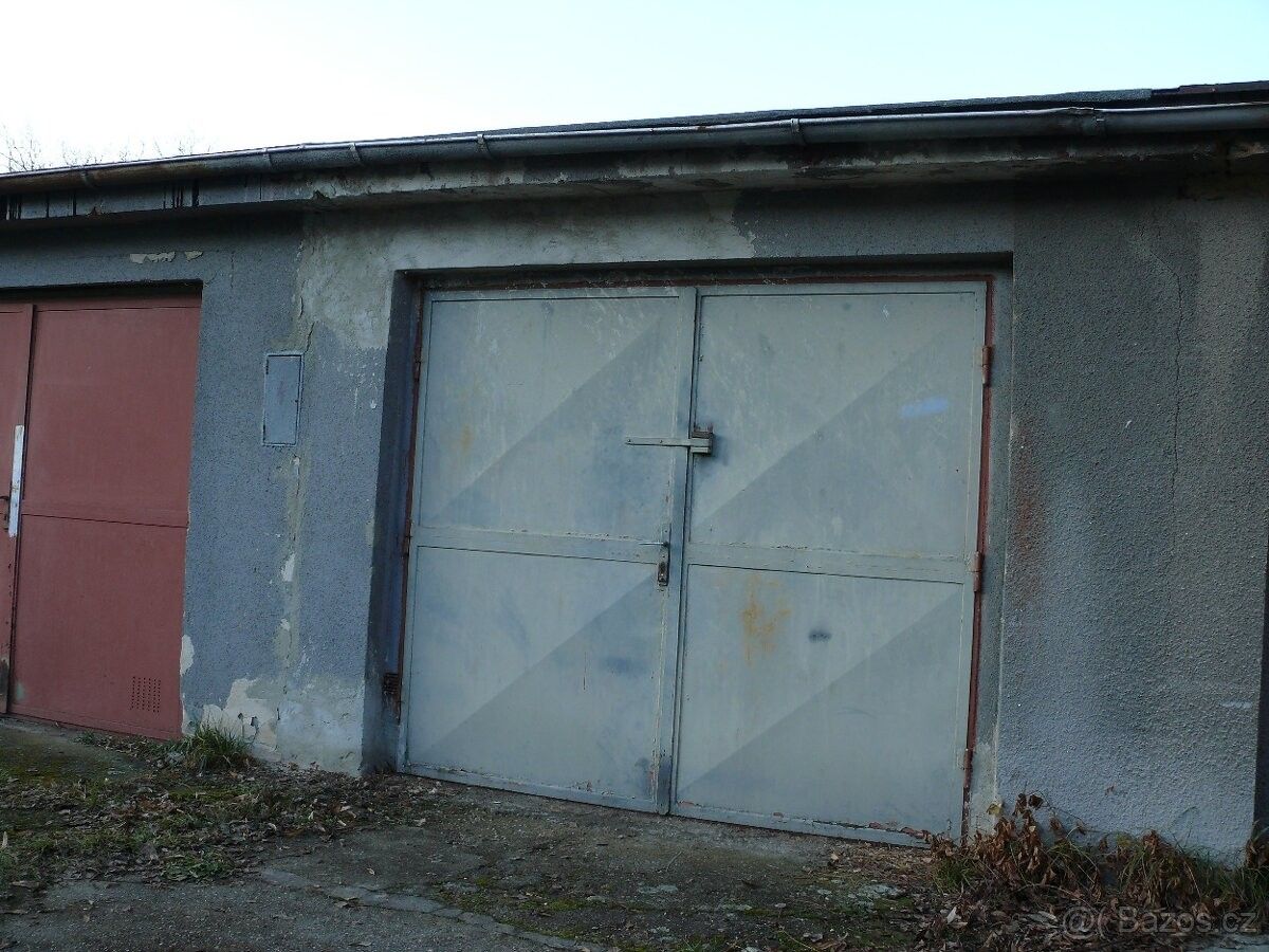 Pronájem garáž - Čelákovice, 250 88