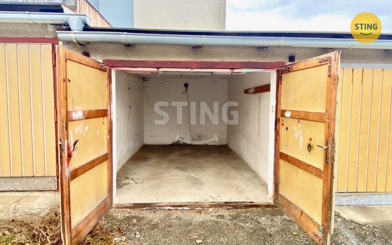Prodej garáž - Družstevní, Brumovice, 18 m²