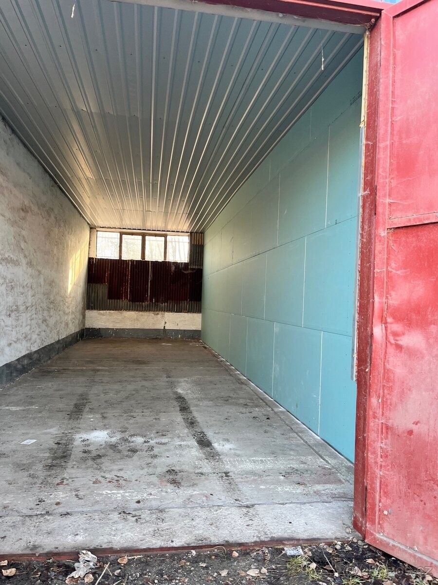 Garáže, Bruntál, 792 01