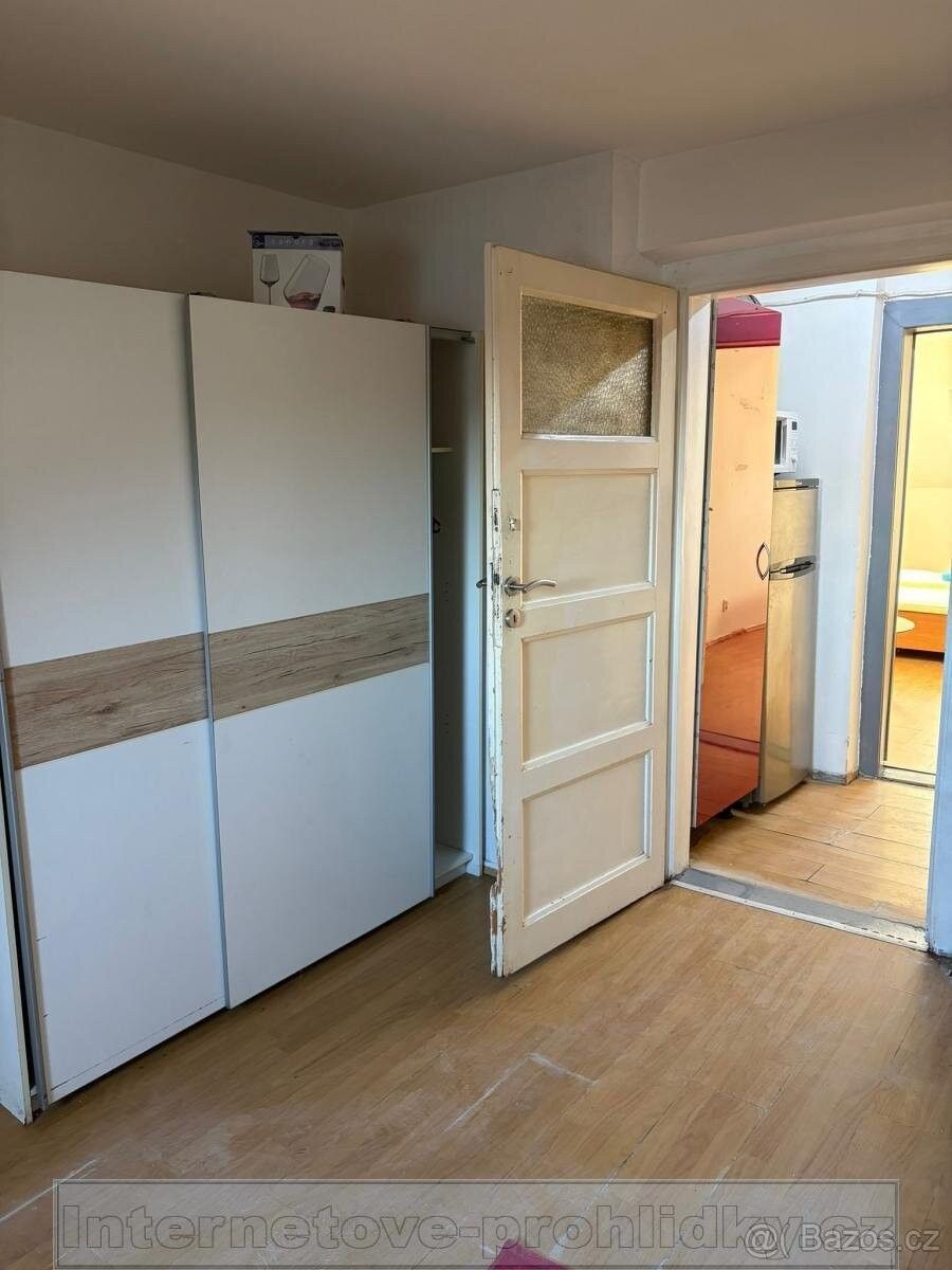 Pronájem byt - Praha, 100 00