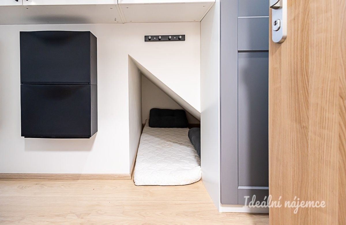 Pronájem byt 1+kk - Konzumní, Praha, 18 m²