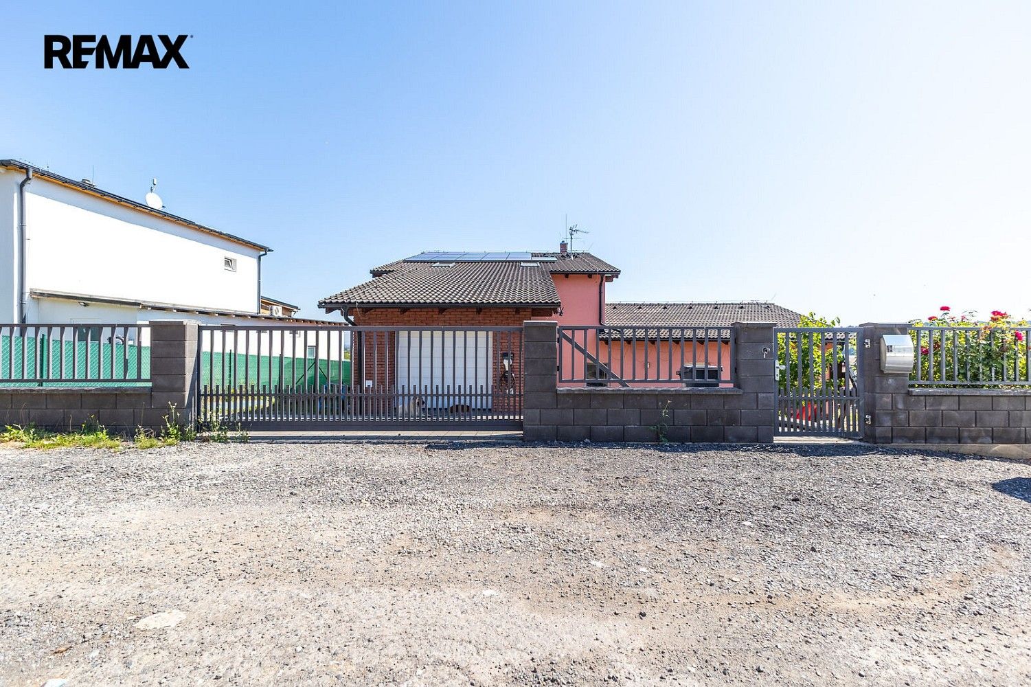 Rodinné domy, Hradečno - Nová Ves, okres Kladno, 228 m² - 1