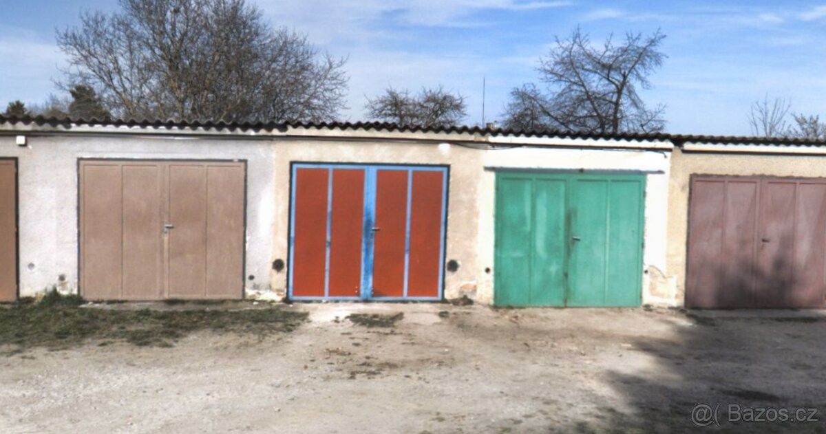 Garáže, Kaplice, 382 41