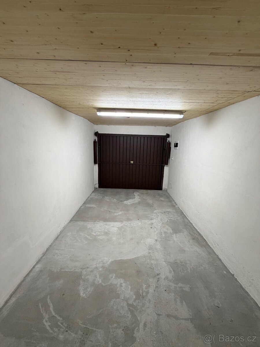 Garáž · 19 m² · Úpice, 542 32 - 4