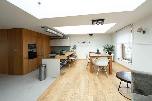 Pronájem byt 4+kk - Dělnická, Praha, 196 m²