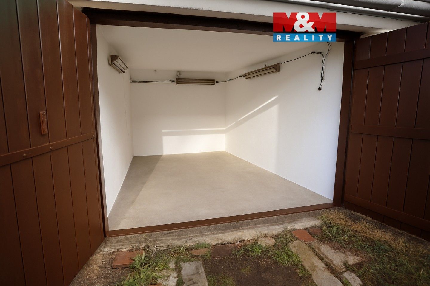 Ostatní, Slaný, 18 m²