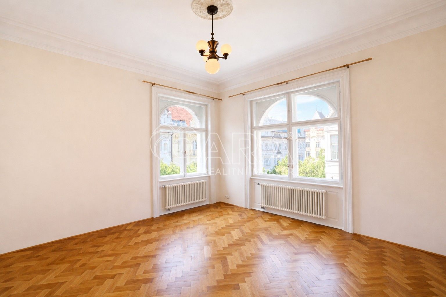 Pronájem byt 4+1 - Pařížská, Praha, 151 m²