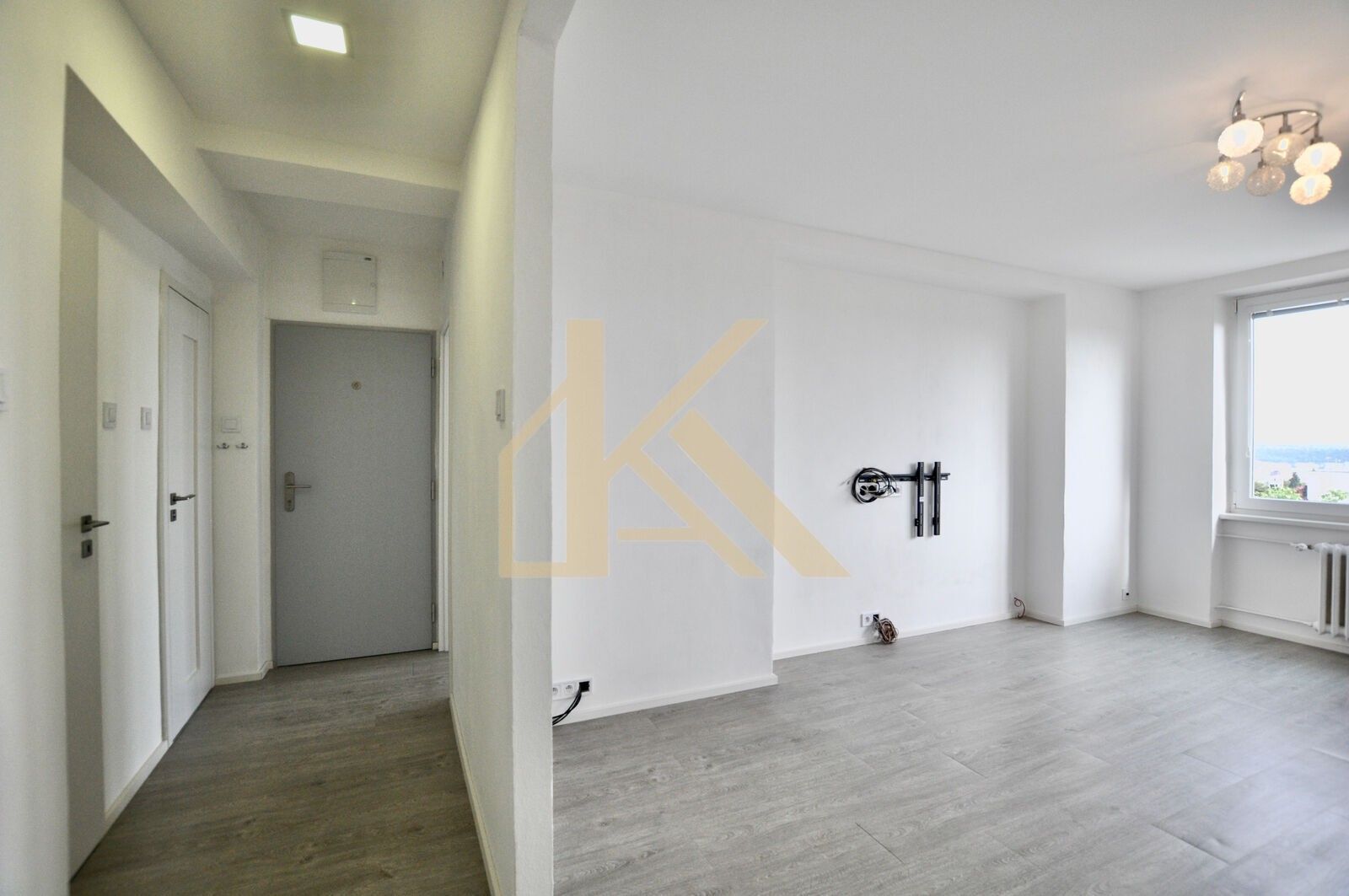 2+kk, Na Šutce, Praha, 56 m² - 2