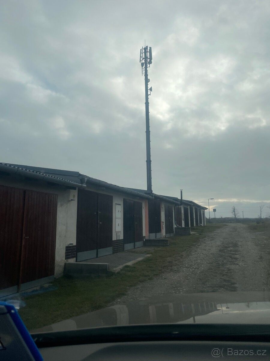 Prodej garáž - Jaroměřice nad Rokytnou, 675 51