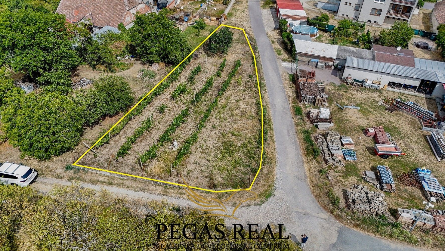 Pozemek pro bydlení, 684 m²