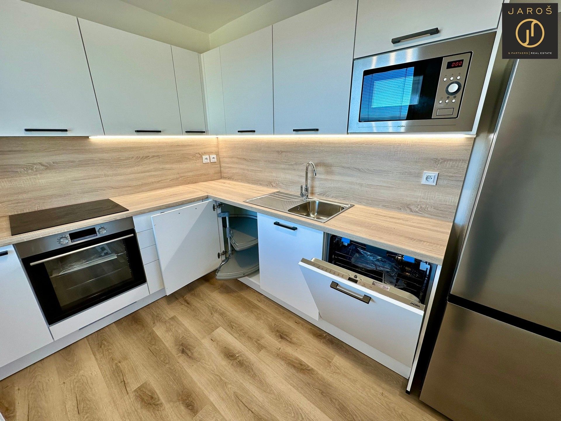 Pronájem byt 3+kk - Děčínská 3214, Kladno, 68 m²