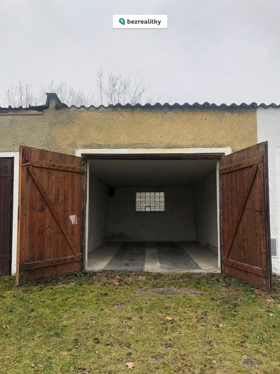 Garáže, Písečná, Skalná, 22 m²