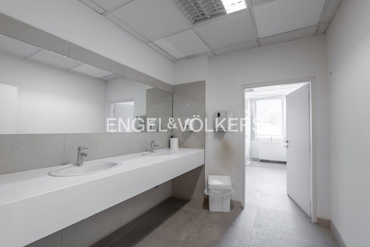 Kancelář · 40 m² · Modřanská 307, Praha Hodkovičky - 4
