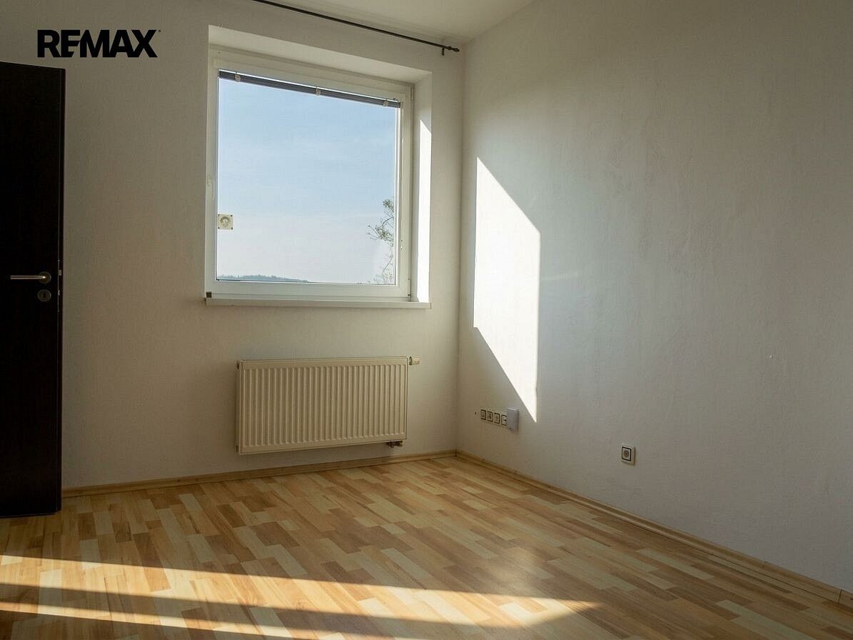 Pronájem byt 2+kk - Kanice, okres Brno-venkov, 45 m² - 5