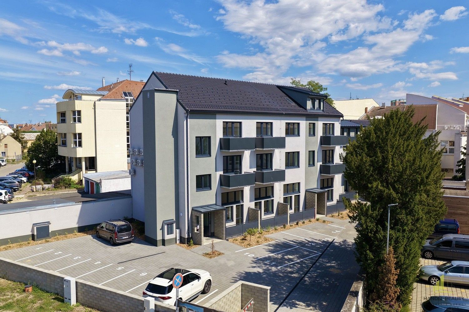Byt 1+kk, 56 m²