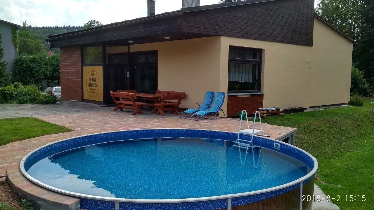 Chaty, Rudník - Javorník v Krkonoších, Královéhradecký kraj