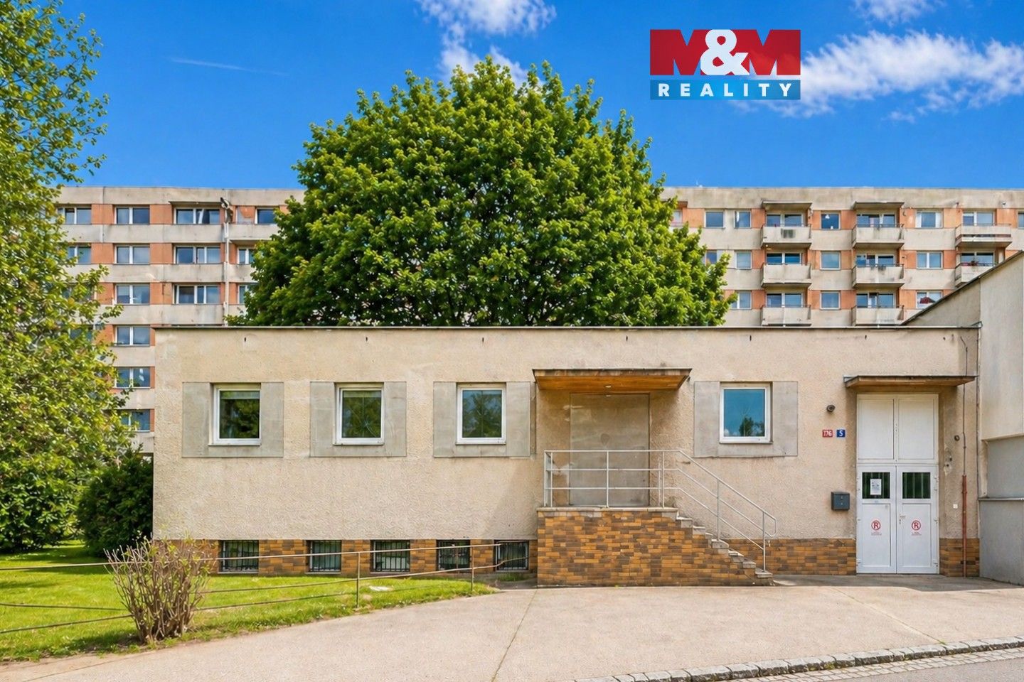 Obchodní prostory, 195 m²