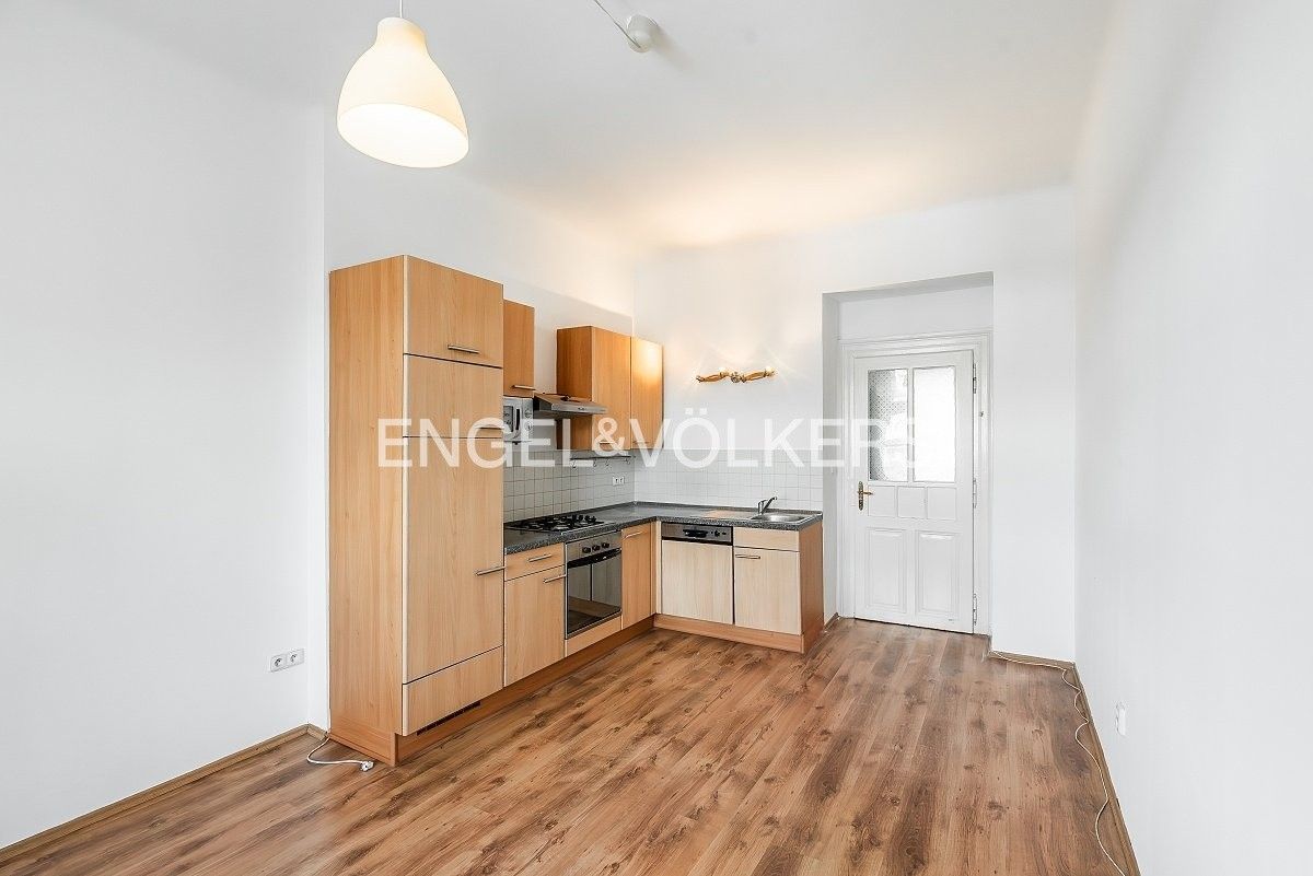 Byt 1+1 · 44 m² · Čestmírova 555, Praha Nusle - 3
