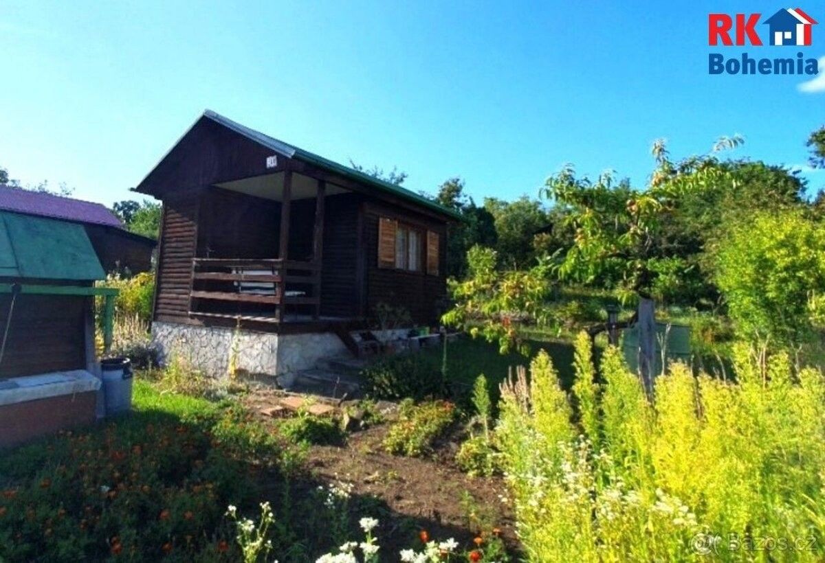 Chaty, Kosmonosy, 293 06, 400 m²