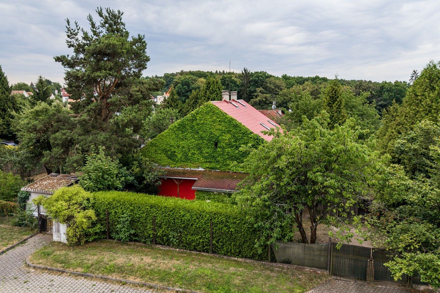 Rodinné domy, Plzeň - Bolevec, okres Plzeň-město, Plzeňský kraj, 200 m² - 1
