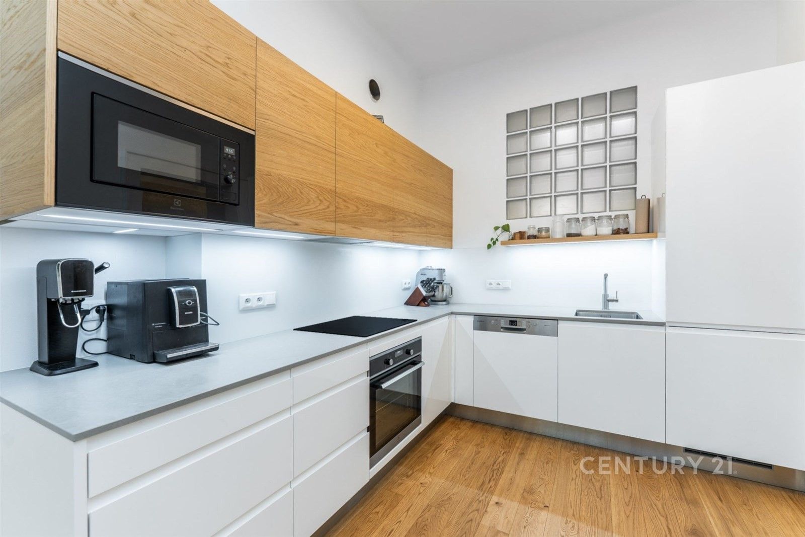Prodej byt 2+1 - Farského 1121, Praha Holešovice, 95 m² - 5