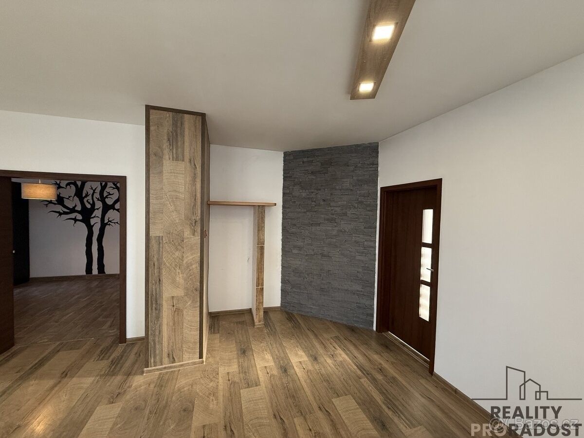 Pronájem byt - Podivín, 691 45