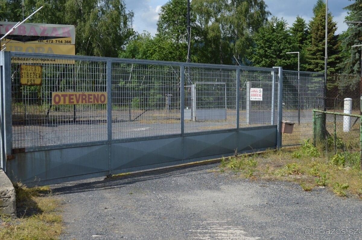 Pronájem pozemek pro bydlení - Libouchec, 403 35