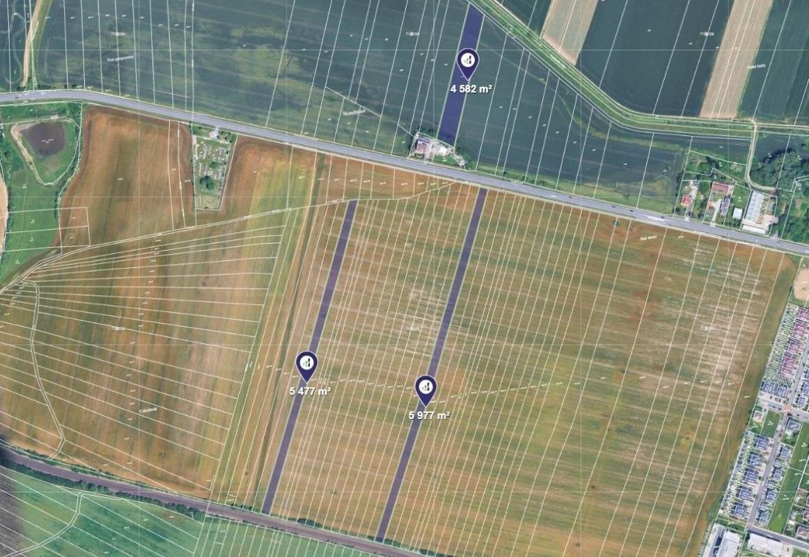 Zemědělský pozemek, 4 073 m²