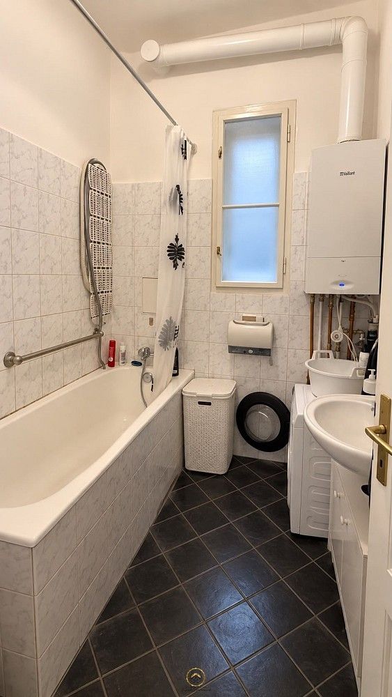 Pronájem byt - Jugoslávských partyzánů, Praha 6 - Bubeneč, 26 m² - 5