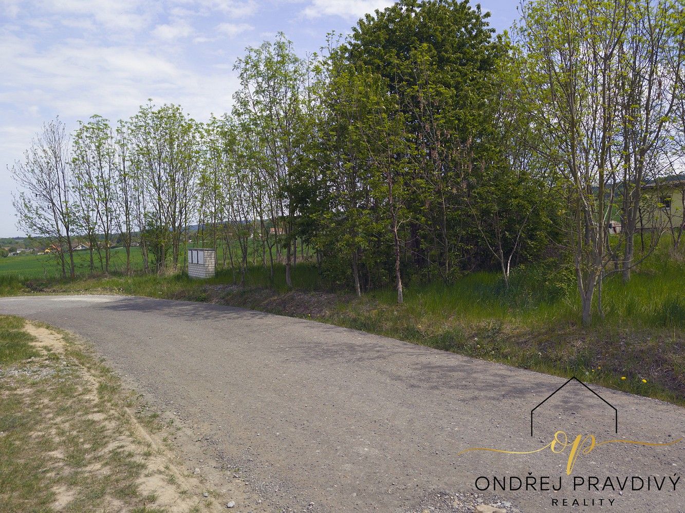 Pozemky pro bydlení, Skuhrov, okres Beroun, Středočeský kraj - 2