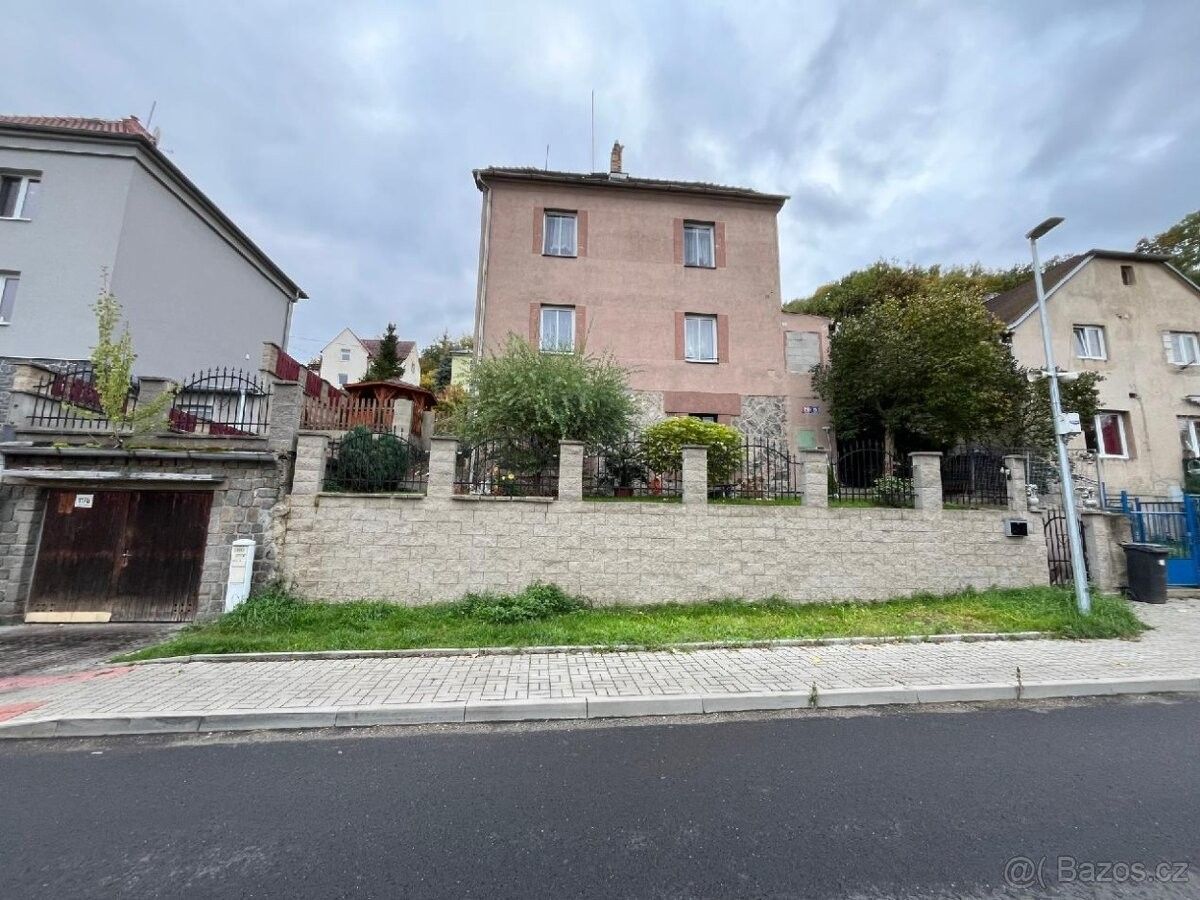 Rodinné domy, Ústí nad Labem, 400 01