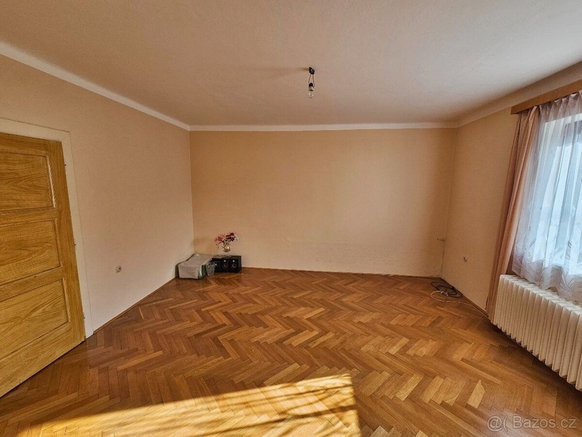 Rodinné domy, Baška, 739 01 - 2