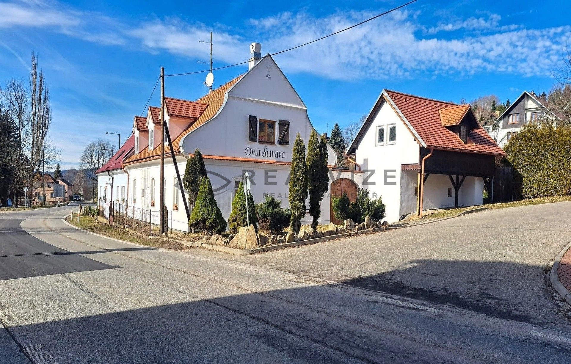Prodej ubytovací zařízení - Volarská, Horní Planá, 440 m²