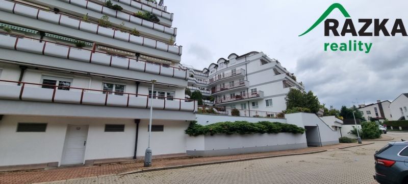 Prodej garáž - Kloboukova, Praha, 15 m²