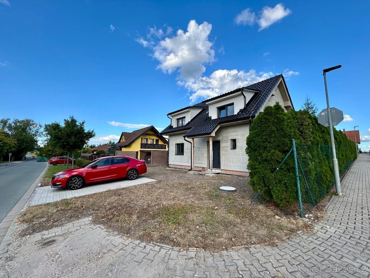 Prodej rodinný dům - Dolní Ředice, 533 75