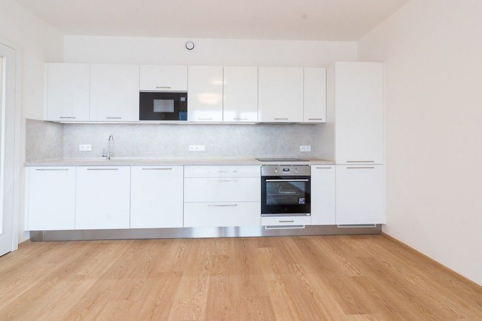 Byt 2+kk · 65 m² · Ke Krči, Praha - 3