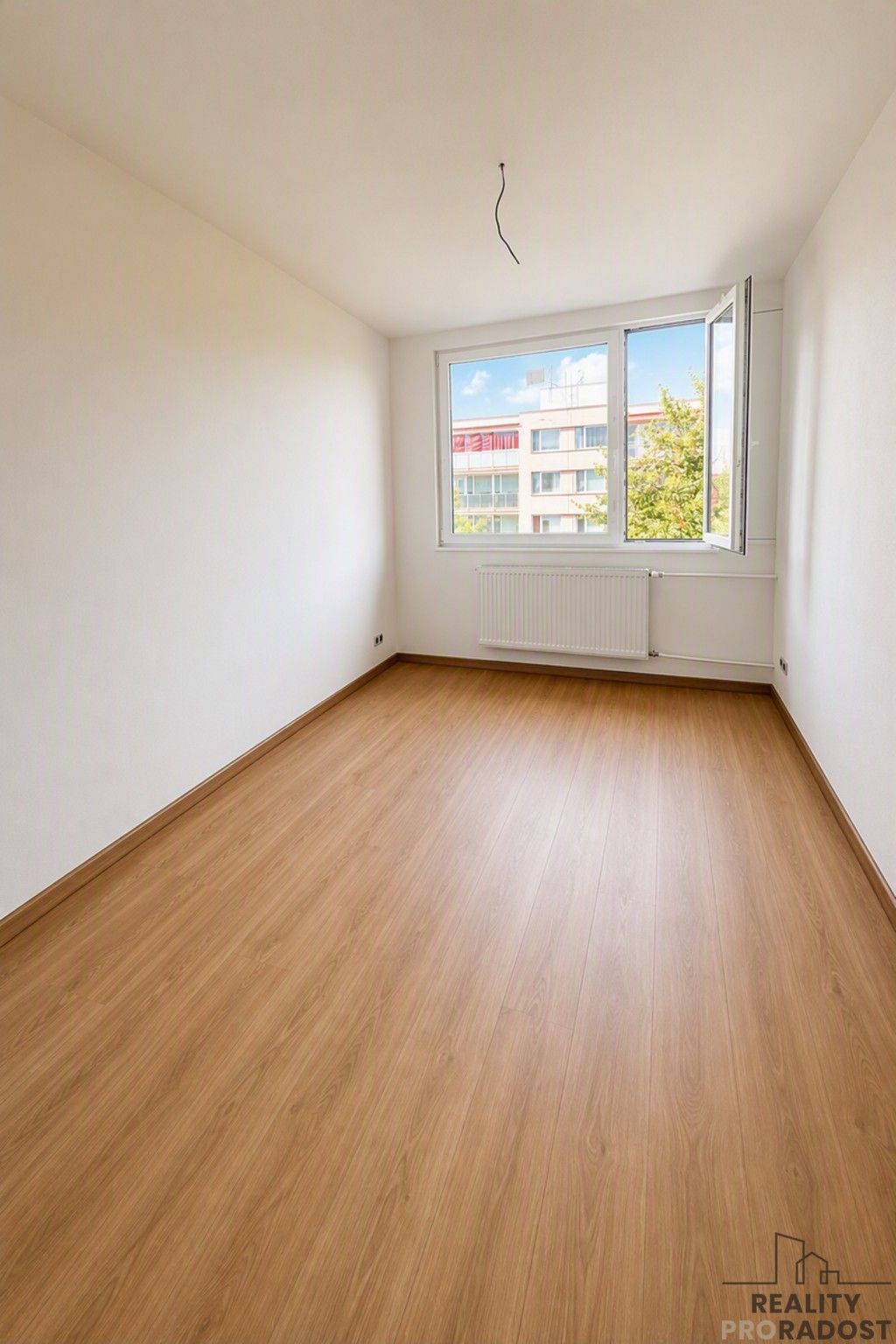 Pronájem byt 3+kk - Ke stadionu, Praha Čakovice, 70 m² - 5