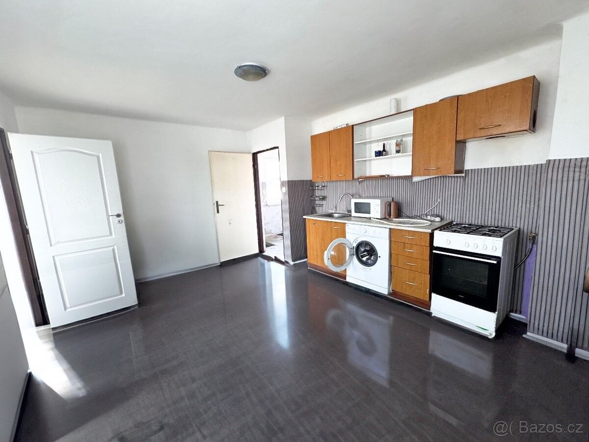 Pronájem rodinný dům - Bakov nad Jizerou, 294 01