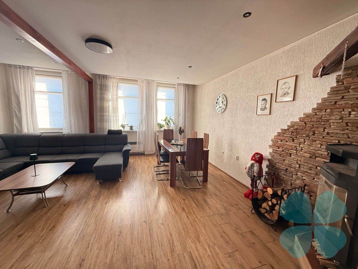 Prodej rodinný dům - Pražská, Radnice, 220 m² - 5