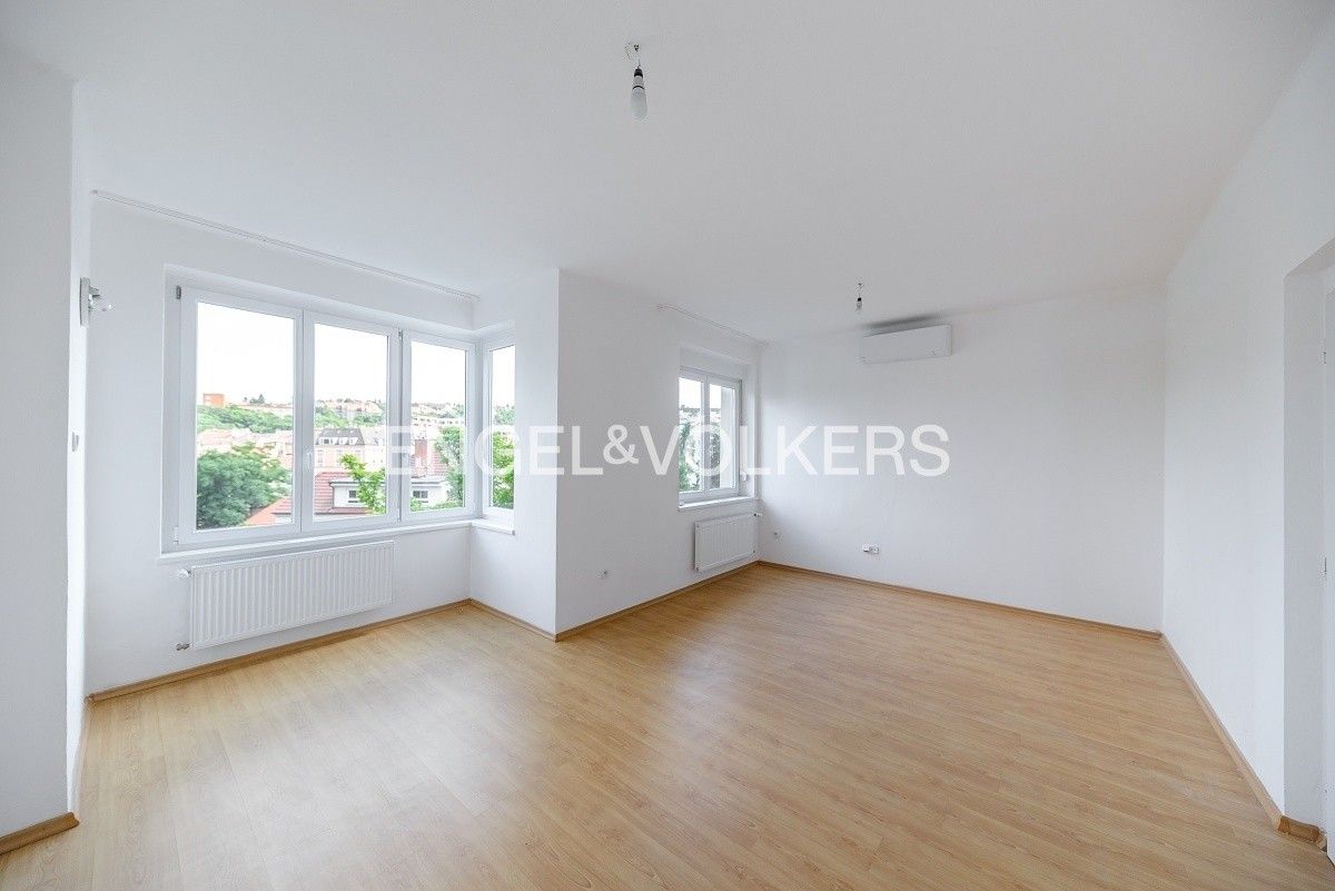 Pronájem byt 4+1 - Ke Klimentce 2186, Praha Smíchov, 150 m² - 5