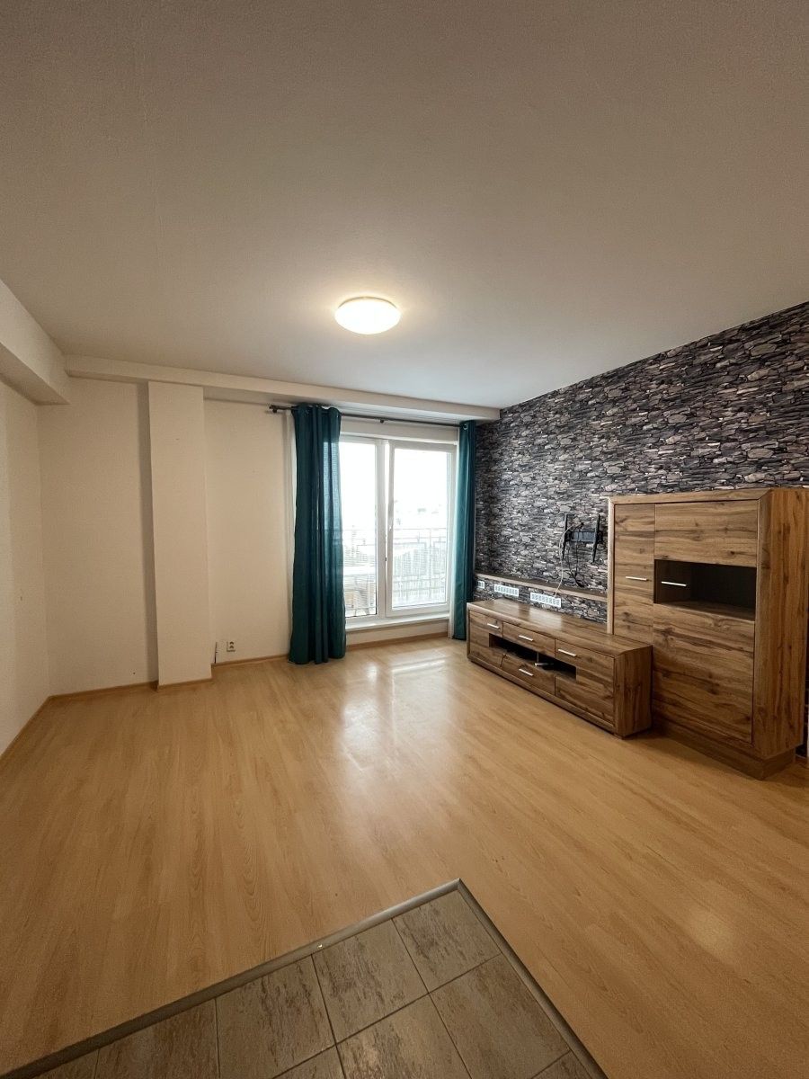 Pronájem byt 2+kk - Handkeho, Olomouc, 45 m²