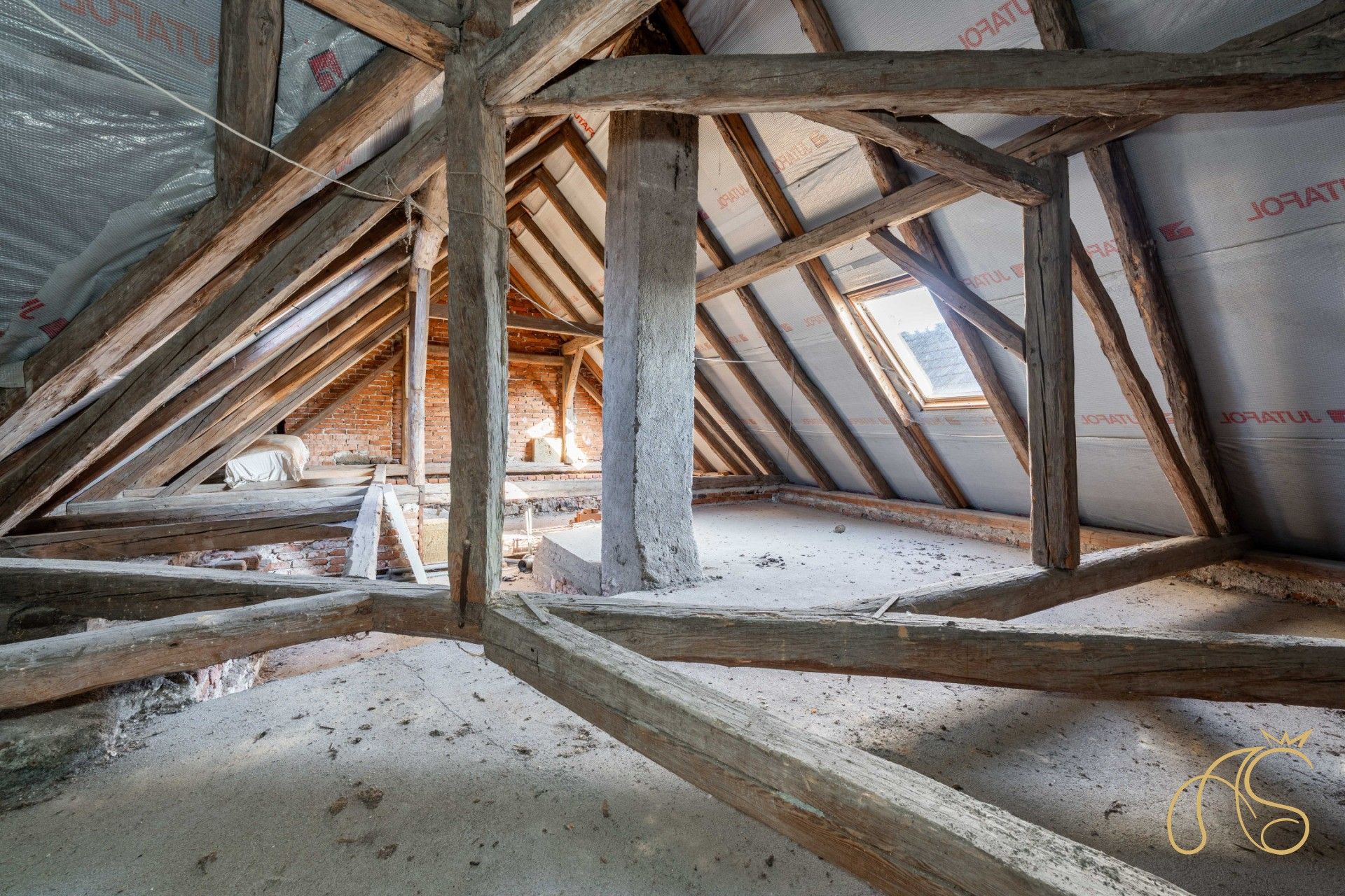 Prodej rodinný dům - Budišov, 678 m²