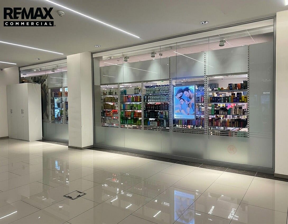 Obchodní prostory · 151 m² · Praha - Černý Most, okres Praha 14, Hlavní město Praha - 3