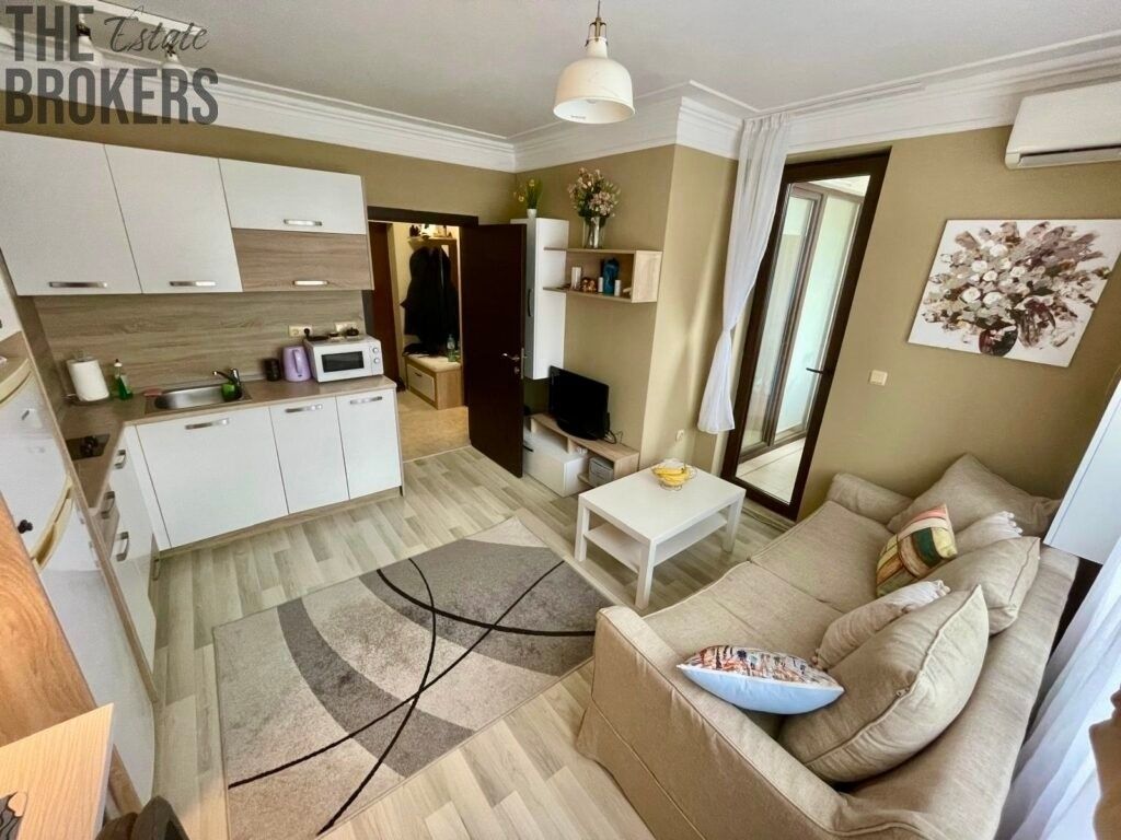 Byty, 987 66, Zahraničí