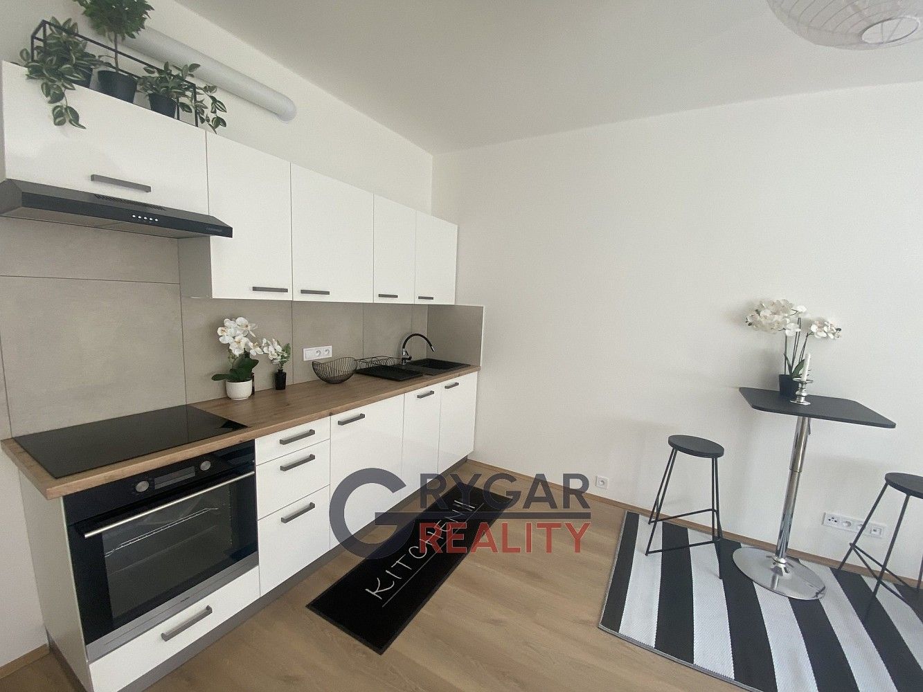 3+kk, Sokolovská, Praha 8 - Karlín, 78 m² - 2