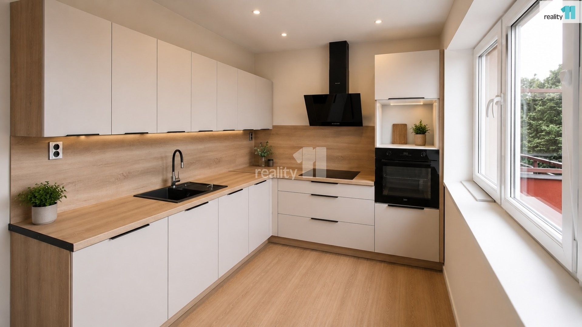 Prodej byt 2+1 - Dr. Martínka, Ostrava, 54 m² - 2