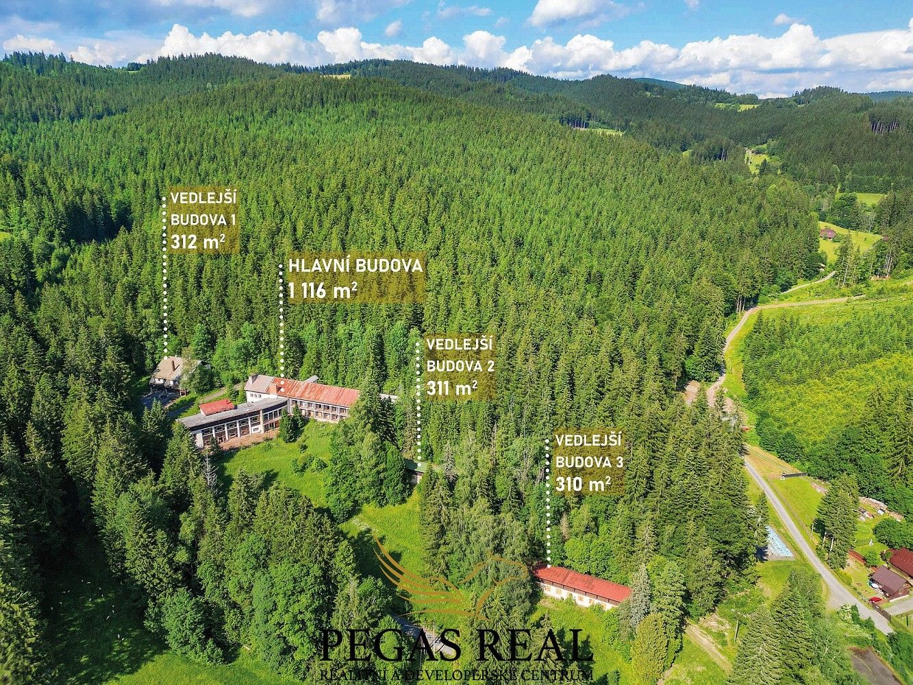Ubytovací zařízení, Velké Karlovice, okres Vsetín, Zlínský kraj, 4 400 m² - 1