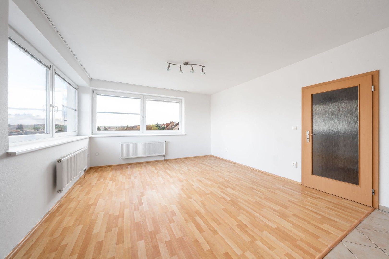 Pronájem byt 2+kk - Mohylová 1468, Plzeň Doubravka, 57 m² - 5